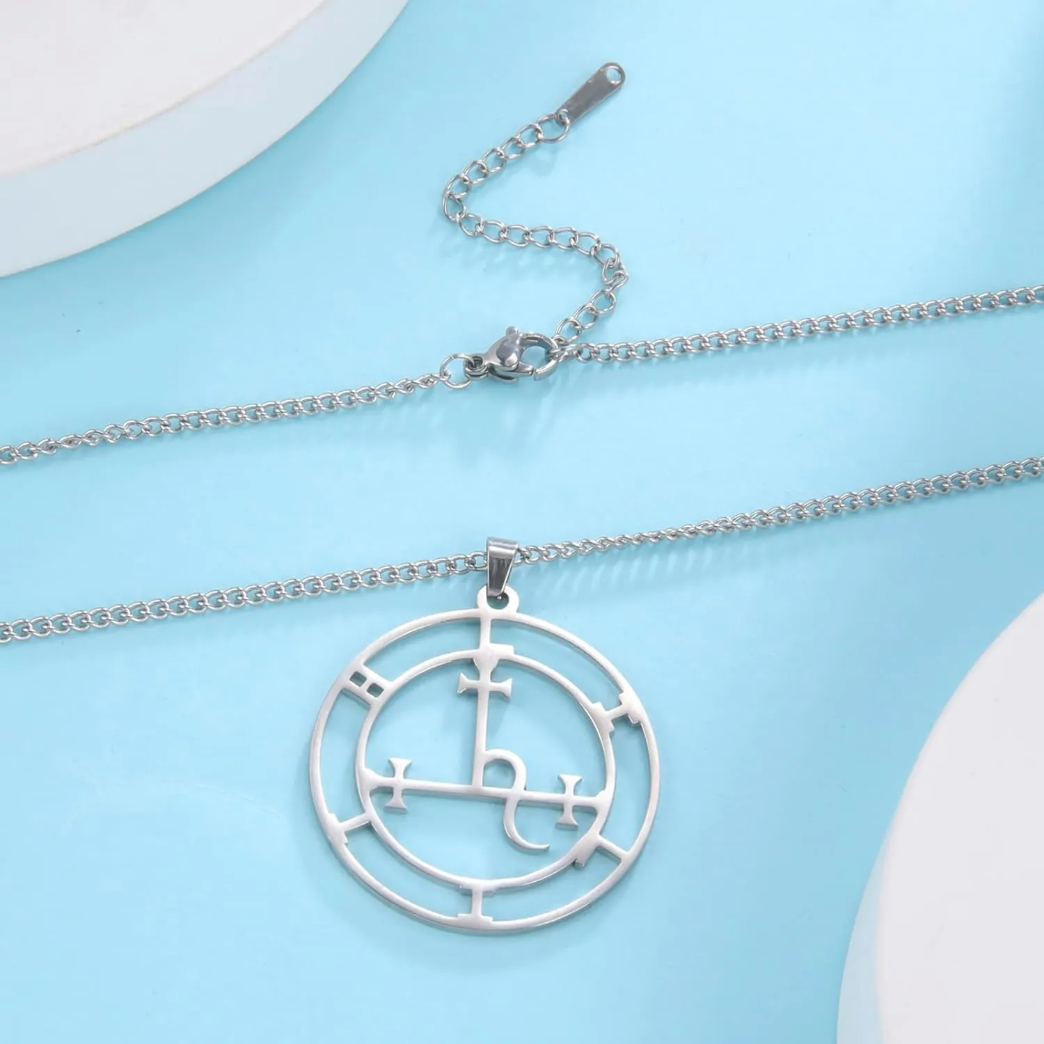 VASSAGO Sigil of Lilith Necklace Lilith Sigil Hecate Goddess Pendant Lucifer Satanic Lilith Symbol Wiccan Jewelry Gifts for Women Men